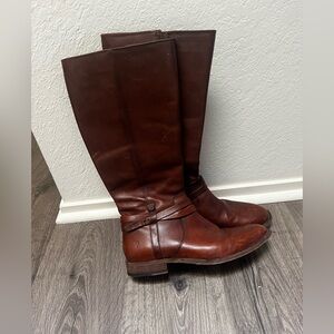 Frye Leather boots.  Barely worn. Size 10